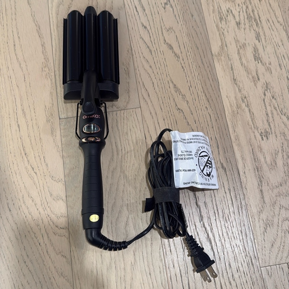 Amika High Tide Deep Waver Beach Waver Curling Iron